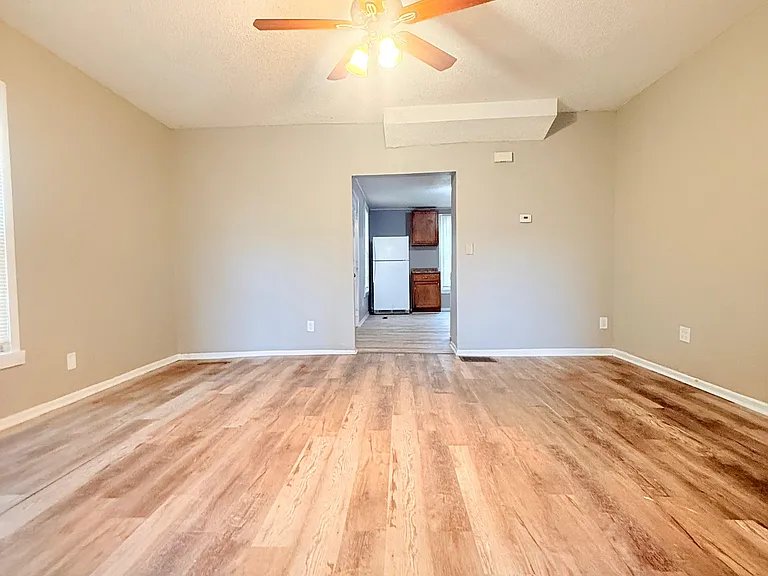 4417 Aldrich Ave N — Photo 4