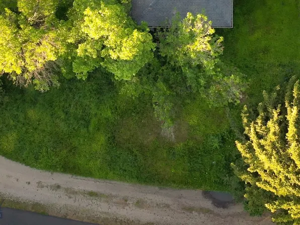 916 W Montana St, Lewistown, MT 59457