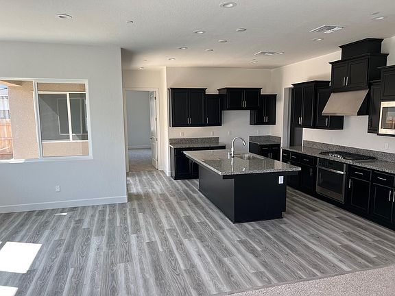 5th image of 395 Atlantica Ln