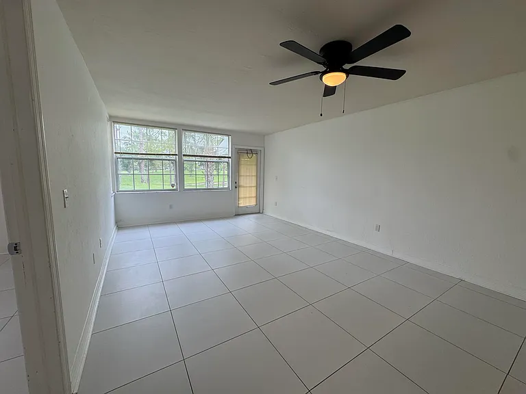1803 Palm Beach Trace Dr — Photo 18
