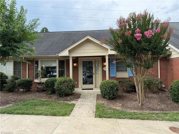 209 N Rotary Dr, High Pt, NC 27262