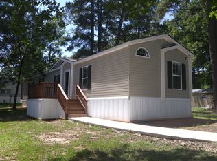 904 Hillpine St, Huntsville, TX 77340