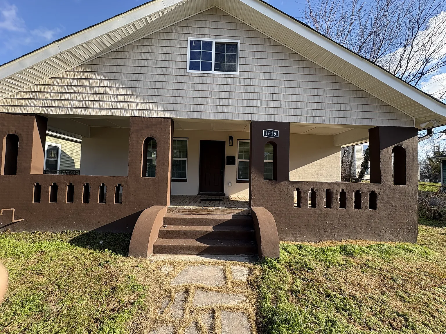 1615 Dora Street - 1 — Photo 1