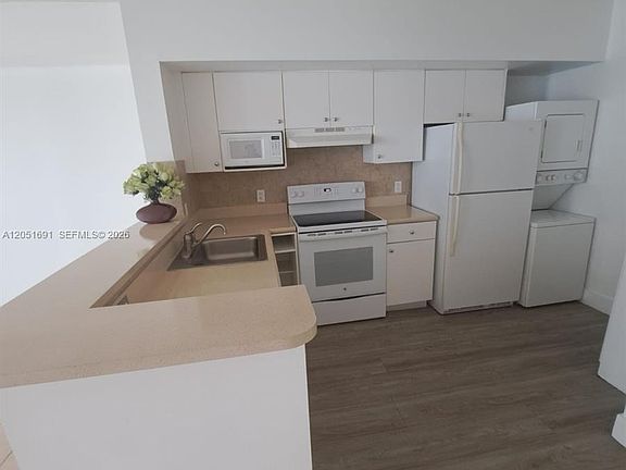 3rd image of 5085 NW 7th St APT 810