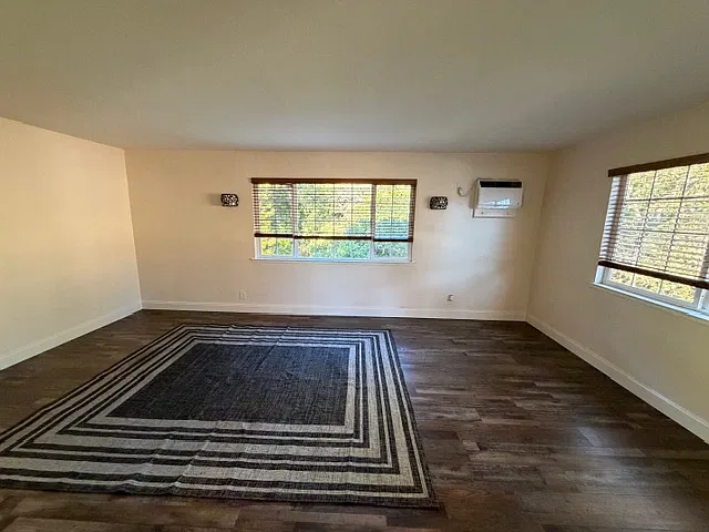 2 bed, 900 sqft, $2,195 — Photo 4