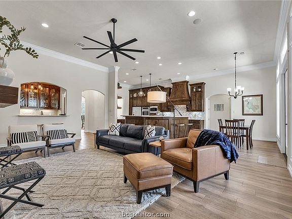 5th image of 3563 Matoska Rdg