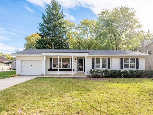 1315 Carlisle Ave, Elk Grove Village, IL 60007