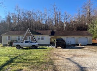 262 Taylor Banks Rd, Mckee, KY 40447