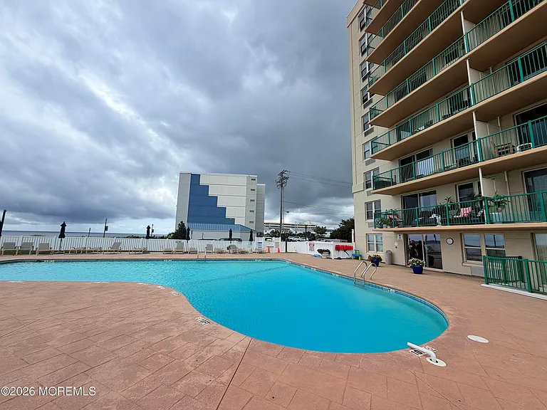 480 Ocean Ave #2G — Photo 1