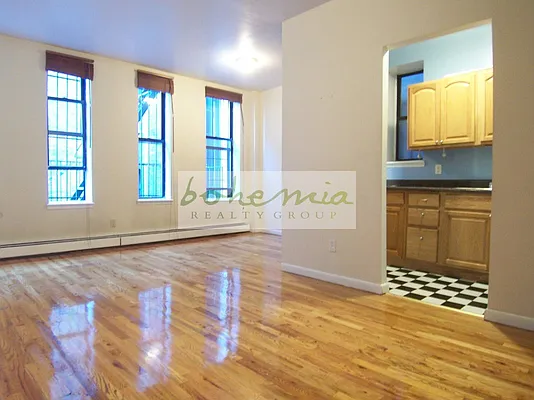 Rented by Bohemia Realty Group | media 11