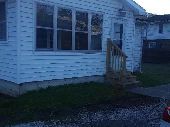 32 Childers Ln, Jackson, KY 41339