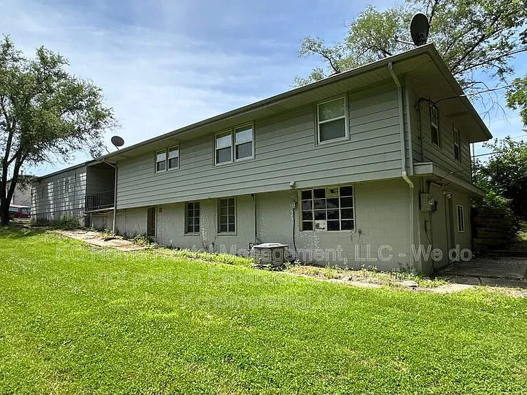 515 S Forest Ave — Photo 29