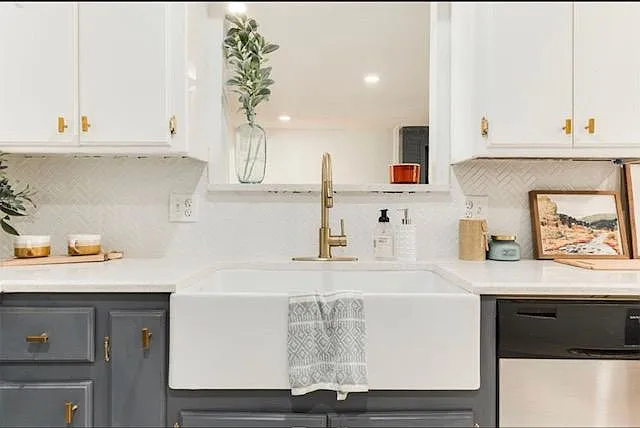 12213 Sylvester Dr — Photo 29
