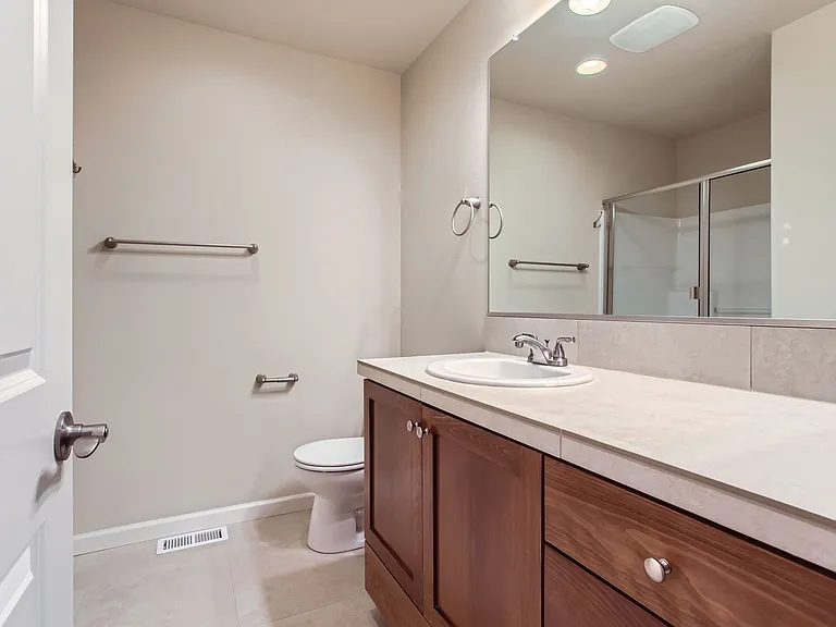 17067 SW Jean Louise Rd — Photo 16