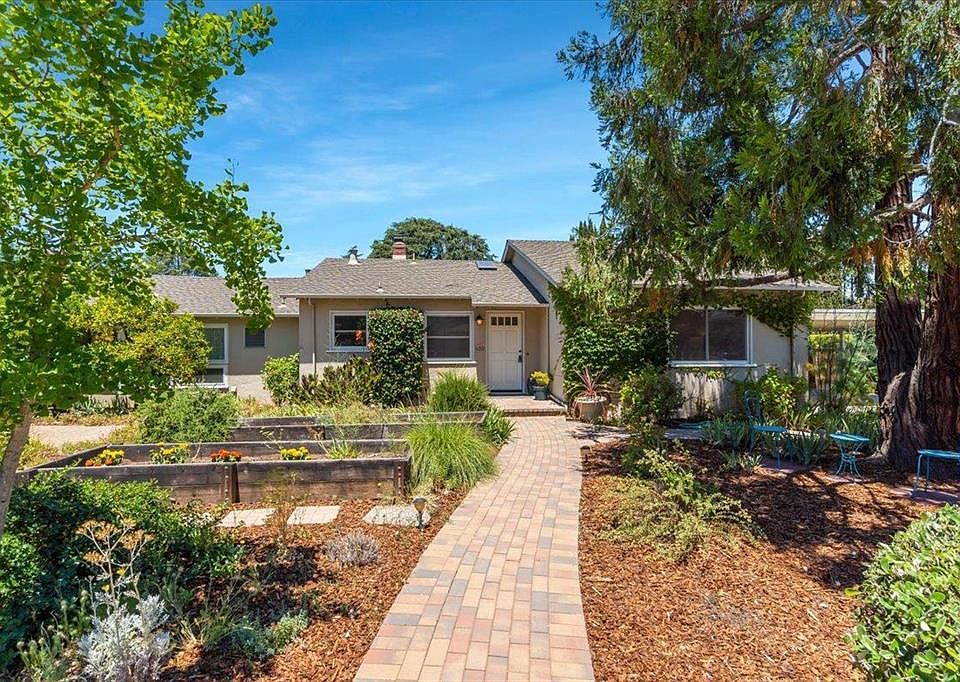 1st image of 685 Spargur Dr