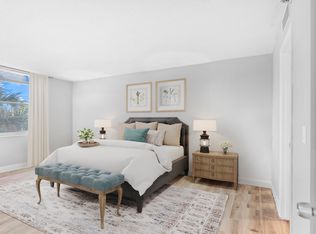 5260 NW 2nd Ave APT 303, Boca Raton, FL 33487