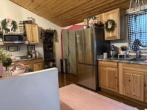 1st image of 708 Wood Ave