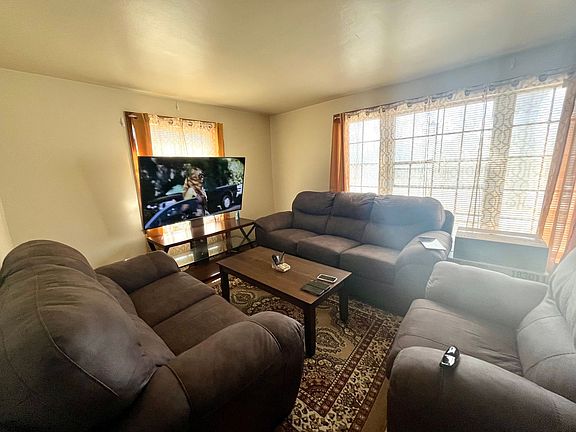 3rd image of 4302 N Wilson Dr #2