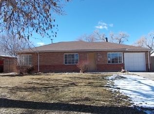 733 Salem St, Aurora, CO 80011