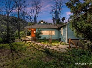 31500 Lake Shore Dr, Redlands, CA 92373