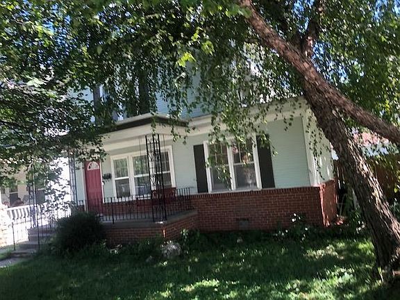 2nd image of 2402 Felix St