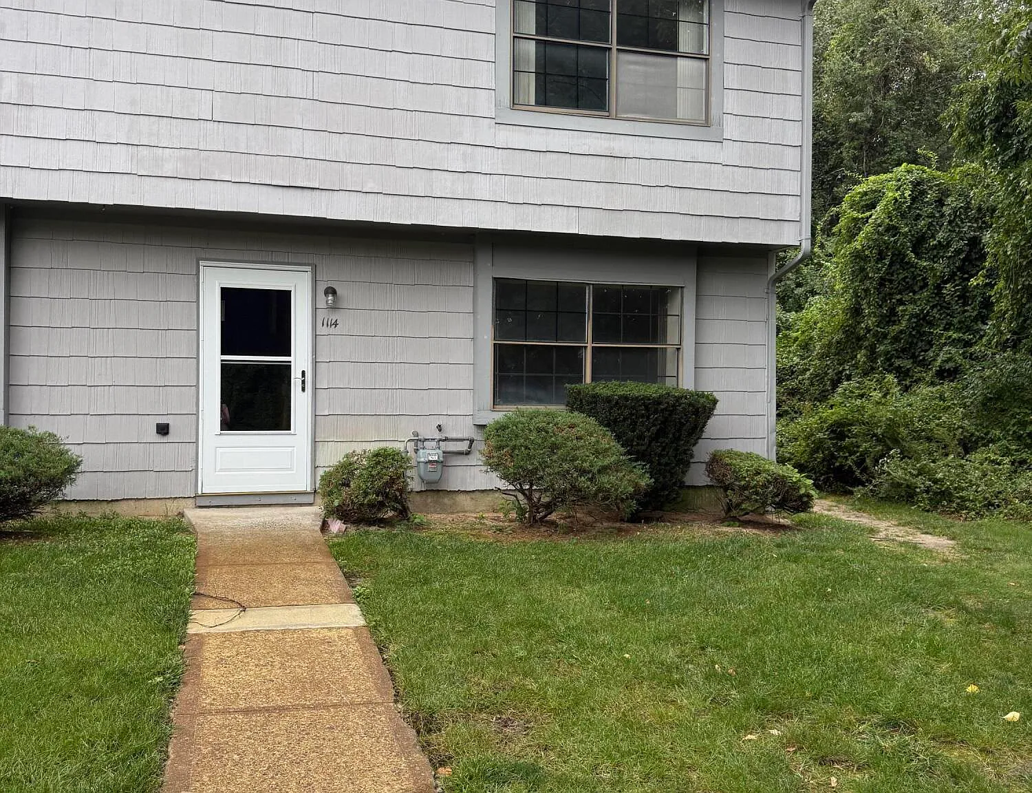3 bed, 1.5 bath, $3,090 — Photo 1