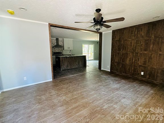 2nd image of 514 Summerow Rd
