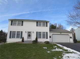 8449 Transit Ln, Baldwinsville, NY 13027
