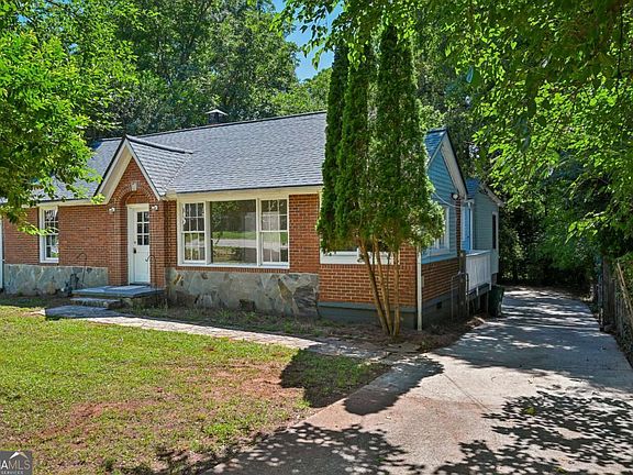 3rd image of 523 Ashburton Ave