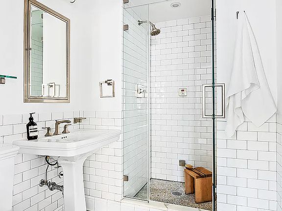 5th image of 240 W End Ave #2AB