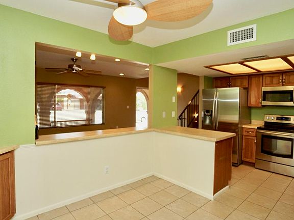 3rd image of 9710 E Barrudean Hills St