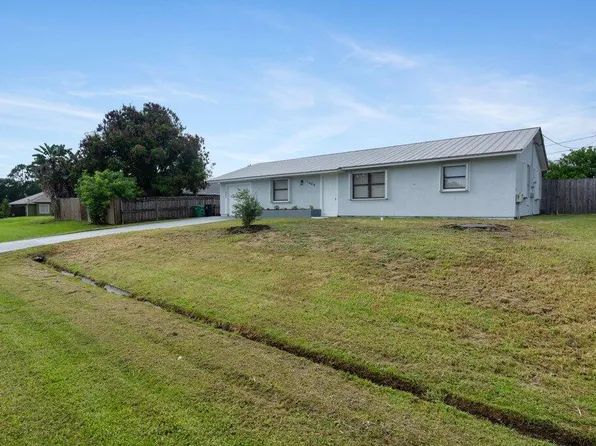 1089 SW Janar Avenue, Port St Lucie, FL 34953
