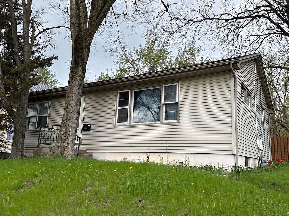 1st image of 216 E Illinois Ave