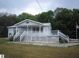 889 Mayhew Rd, Rose City, MI 48654