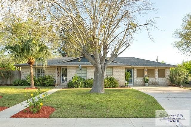 1st image of 207 E Resaca Dr