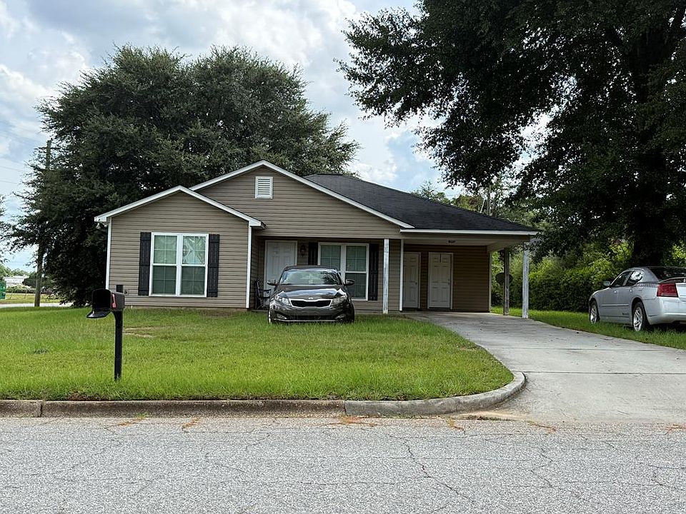 1st image of 1124 Benjamin Ave