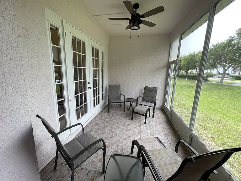 250 Saint Lucie Ln #14 — Photo 29