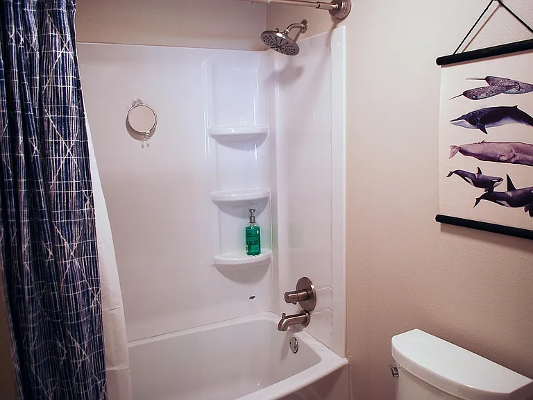 1108 Royal Dr — Photo 17