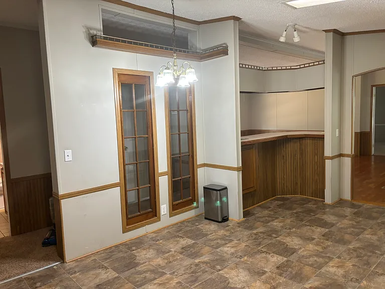 111 Jackson Rd — Photo 4