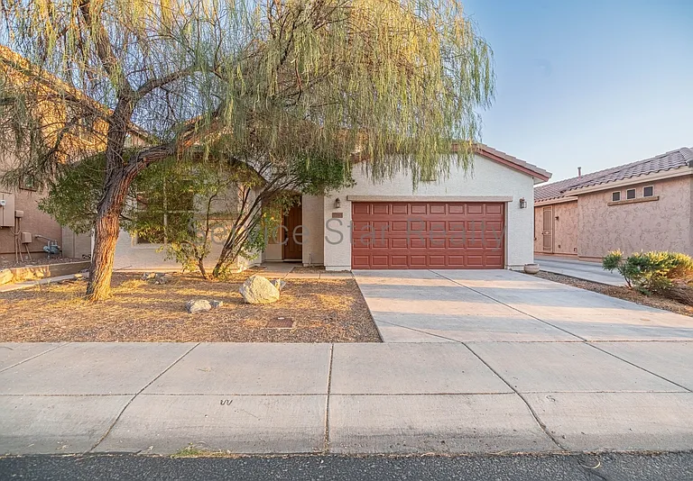 7383 W Milton Dr — Photo 1