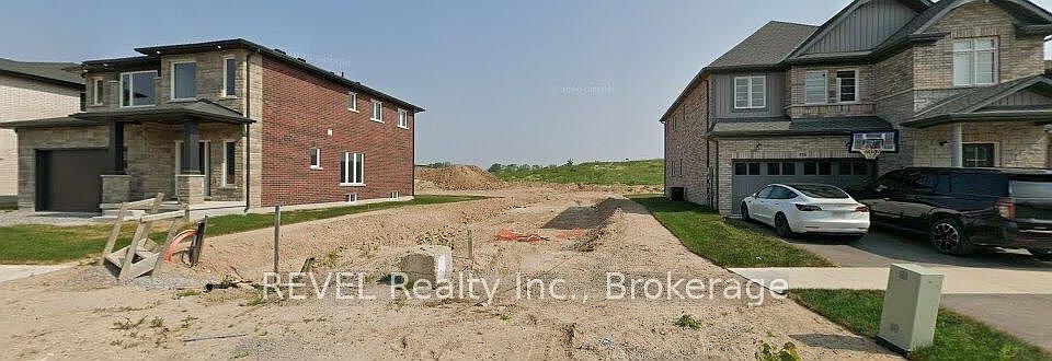 2nd image of 113 Acacia Rd