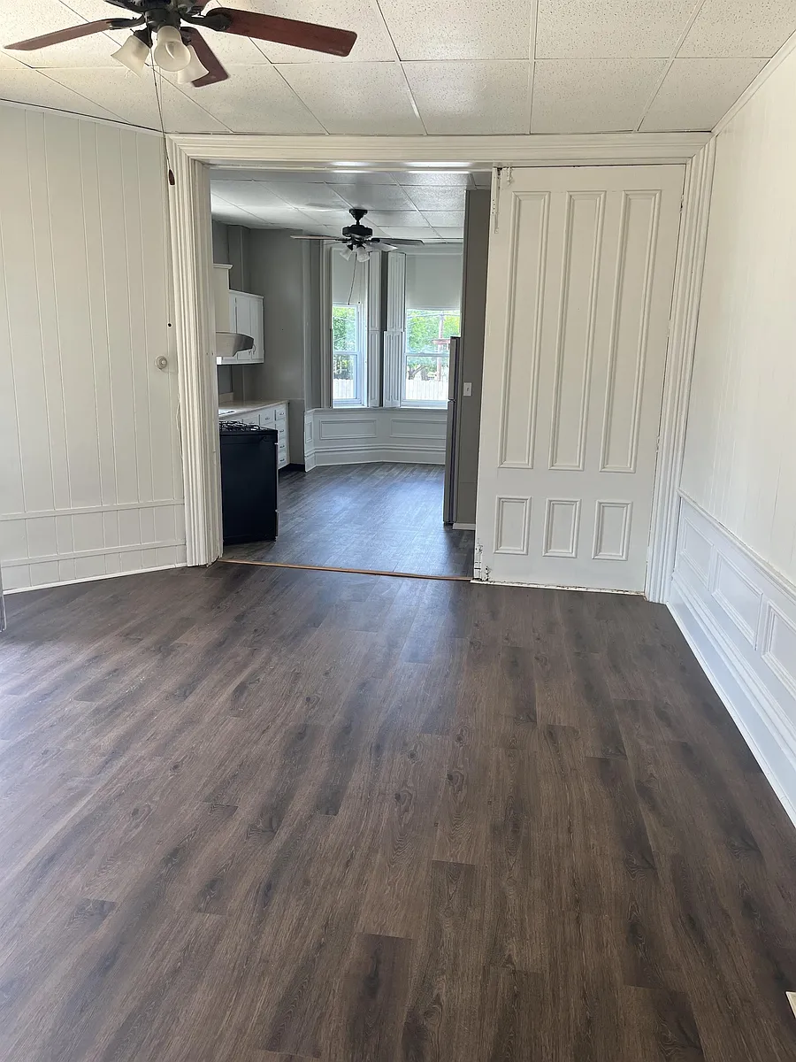 Building Photo - 445 N Grant Ave #2