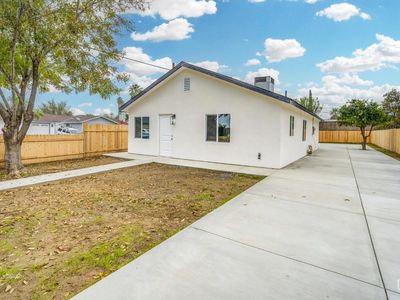 10901 San Fernando St, Lamont, CA, 93241