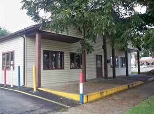1616 Poplar St, Terre Haute, IN 47807