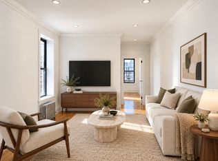 25-28 42nd St #2C, Astoria, NY 11103