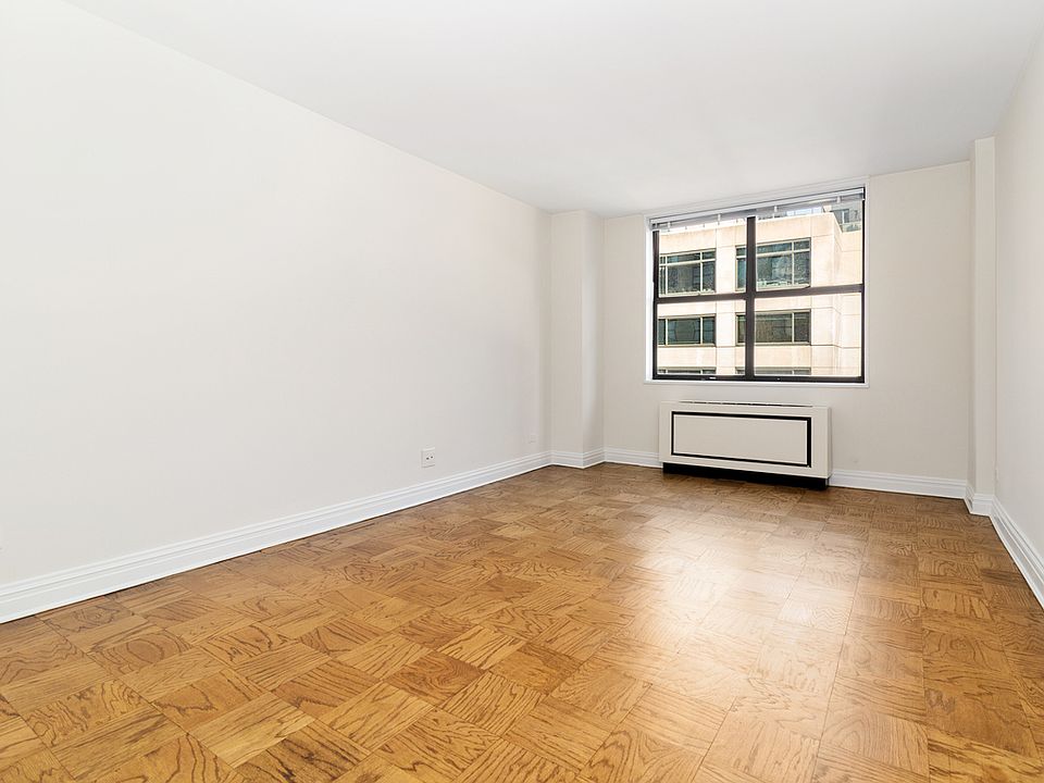 1st image of 400 E 71st St APT 11A