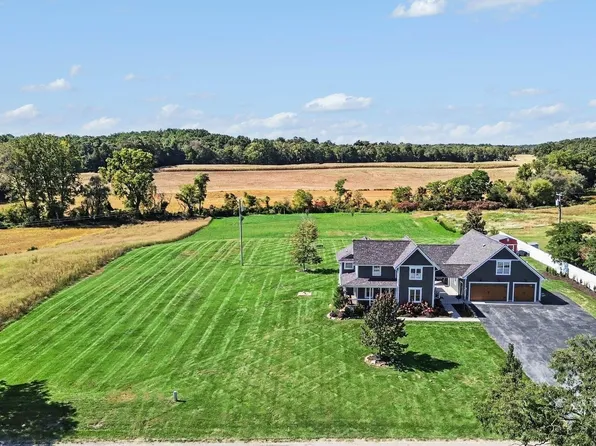 10600 Mooreville Rd, Saline, MI 48176