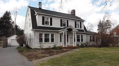 329 Ridge Ave photo 1