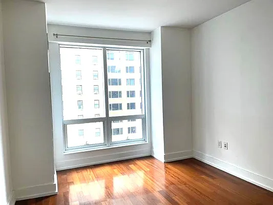 Rented by Starts New York Realty LLC | media 4
