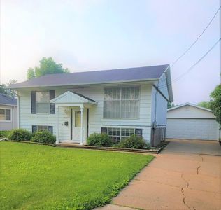 1420 Nan Ave, Dixon, IL, 61021